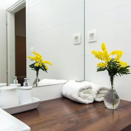 With A Parking Space - 23459 *